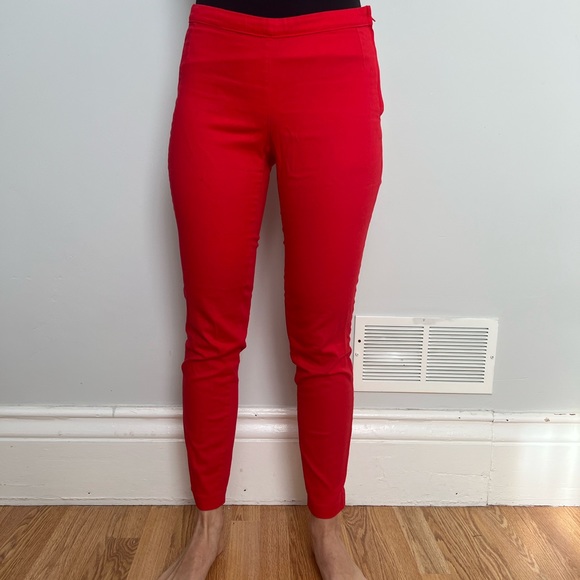 H&M red pants in size 6 or Europe 36. Comfortable and flexible. - Picture 3 of 3